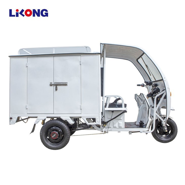 The Vehicle Has A Powerful Storage Space And Thermal Insulation To Preserve The Freshness And Quality Of The Goods